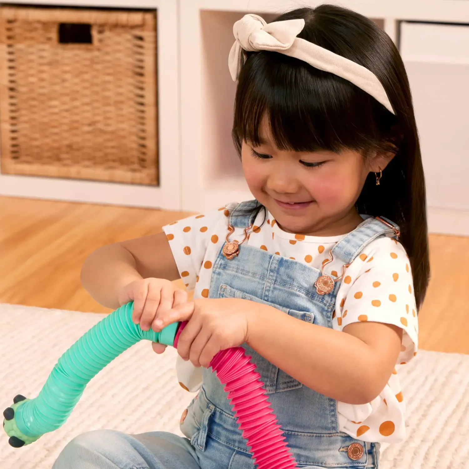 2 Lata +|Sensoryczne | Battat Akordeonowe rurki sensoryczne Li’l Barn Buddies - WIEJSKIE ZWIERZĘTA