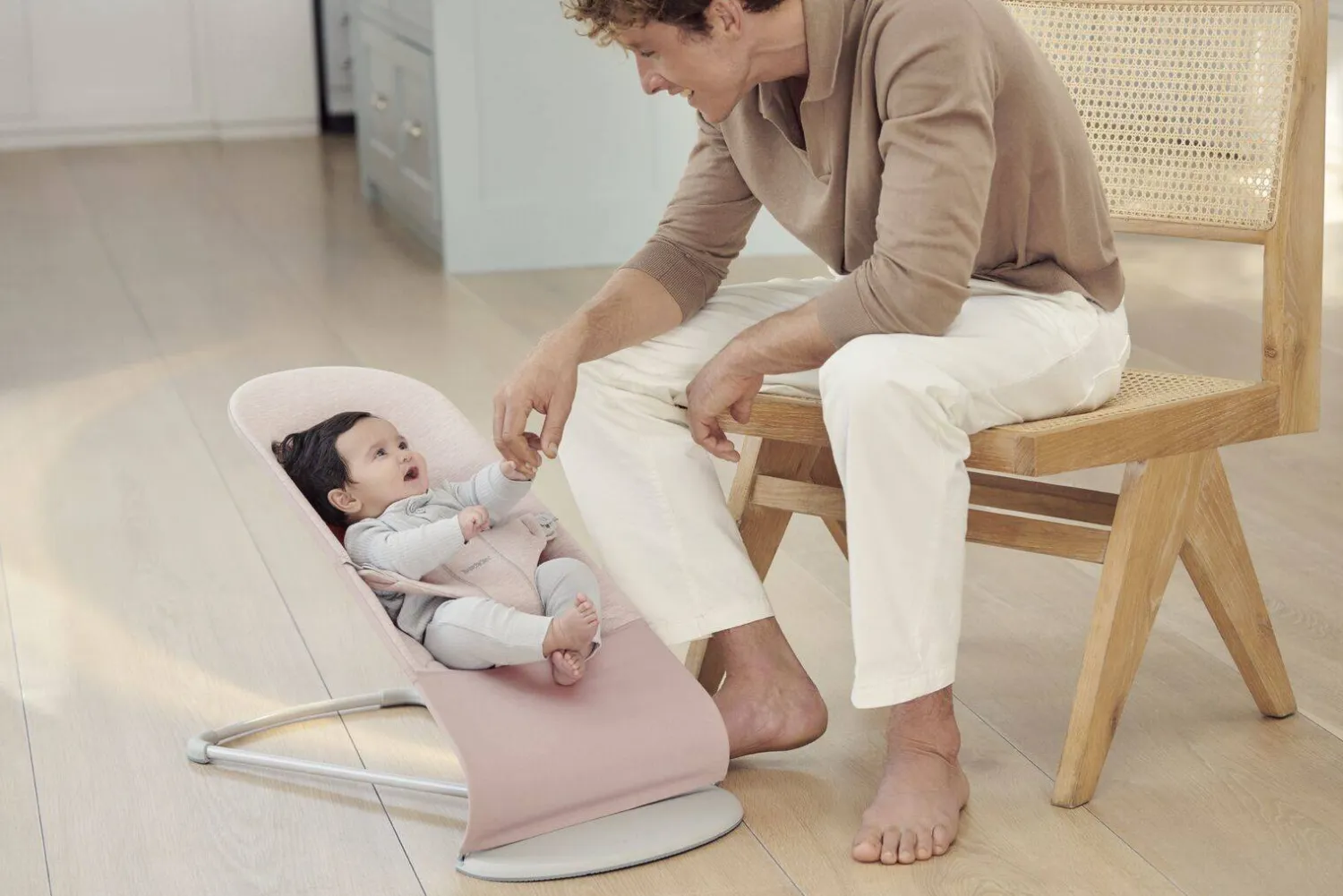 Bujaczki I Leżaczki|Foteliki I Pufy | BabyBjorn - leżaczek BLISS 3D Jersey - Light Pink