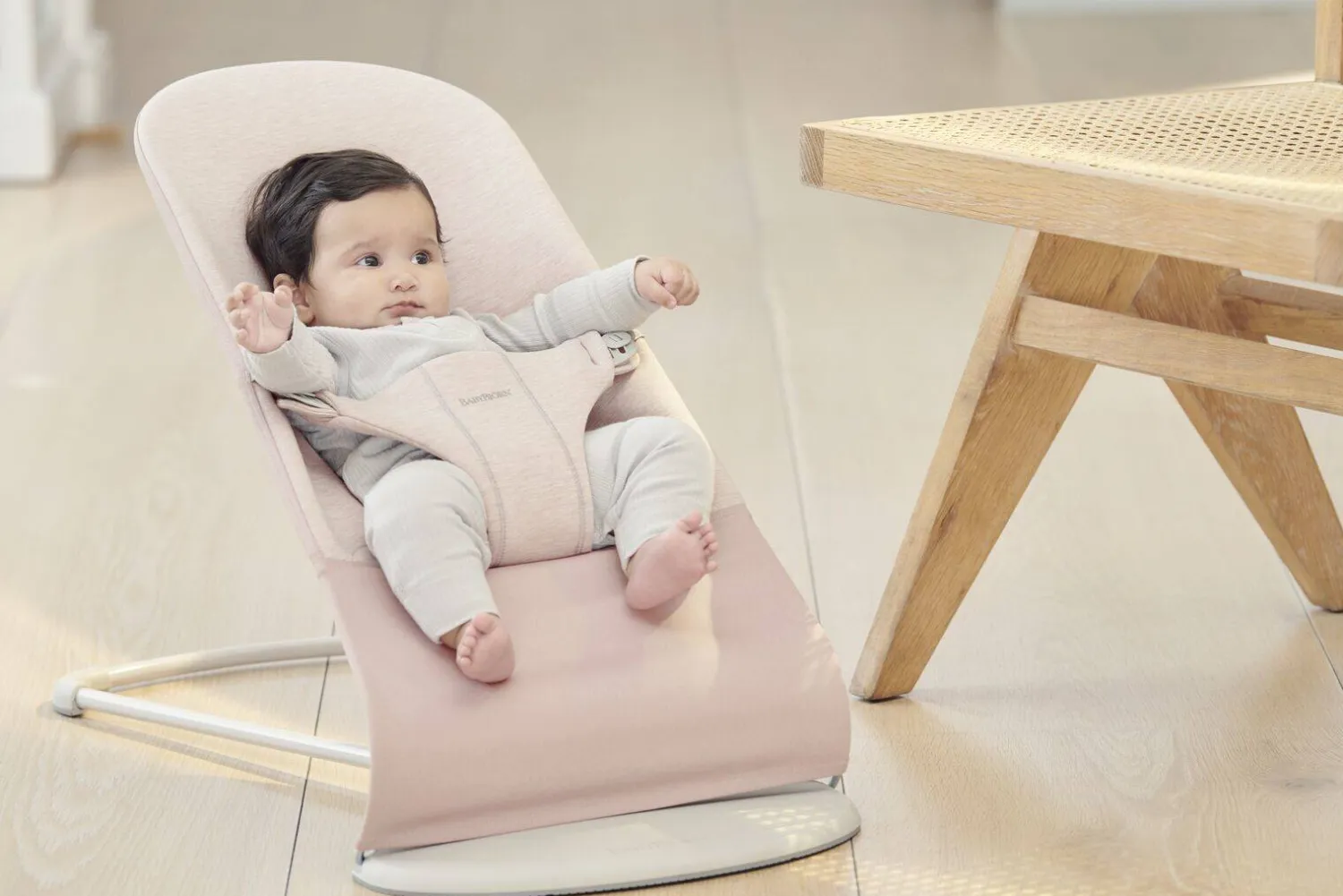 Bujaczki I Leżaczki|Foteliki I Pufy | BabyBjorn - leżaczek BLISS 3D Jersey - Light Pink