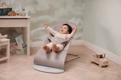 BABYBJORN - leżaczek BLISS WOVEN, Petal Quilt, Sand Grey