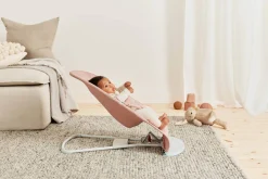 Bujaczki I Leżaczki|Foteliki I Pufy | BabyBjorn - leżaczek BLISS WOVEN, Petal Quilt, Dusty Pink