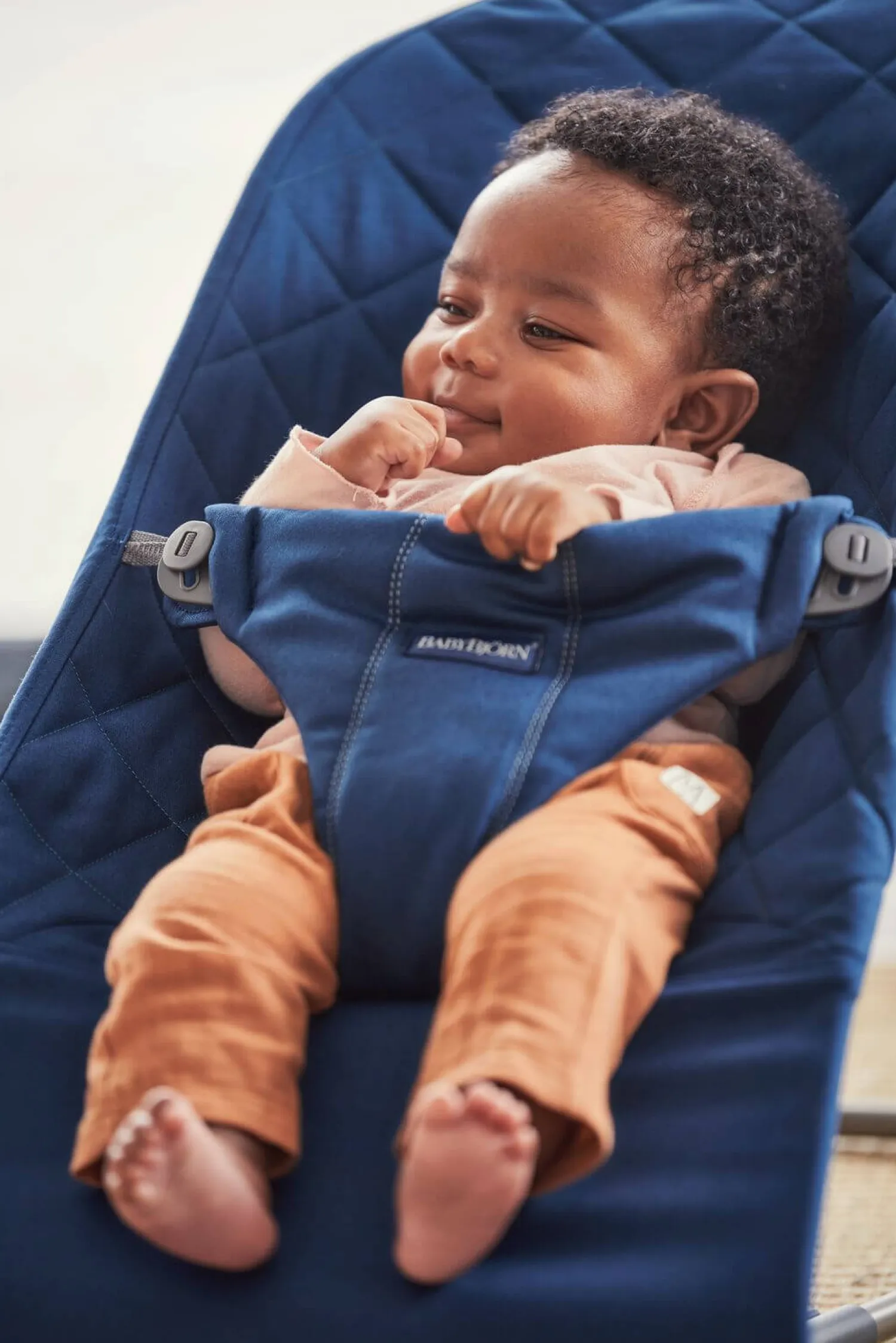 Bujaczki I Leżaczki|Foteliki I Pufy | BabyBjorn - leżaczek BLISS WOVEN, Granatowy