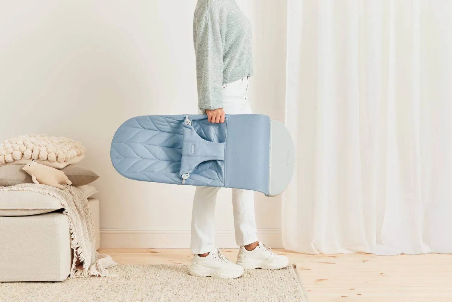 Bujaczki I Leżaczki|Foteliki I Pufy | BabyBjorn - leżaczek BLISS WOVEN, Petal Quilt, Niebieski
