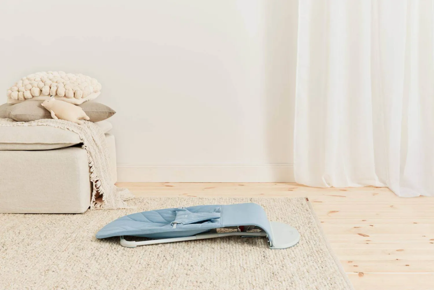 Bujaczki I Leżaczki|Foteliki I Pufy | BabyBjorn - leżaczek BLISS WOVEN, Petal Quilt, Niebieski