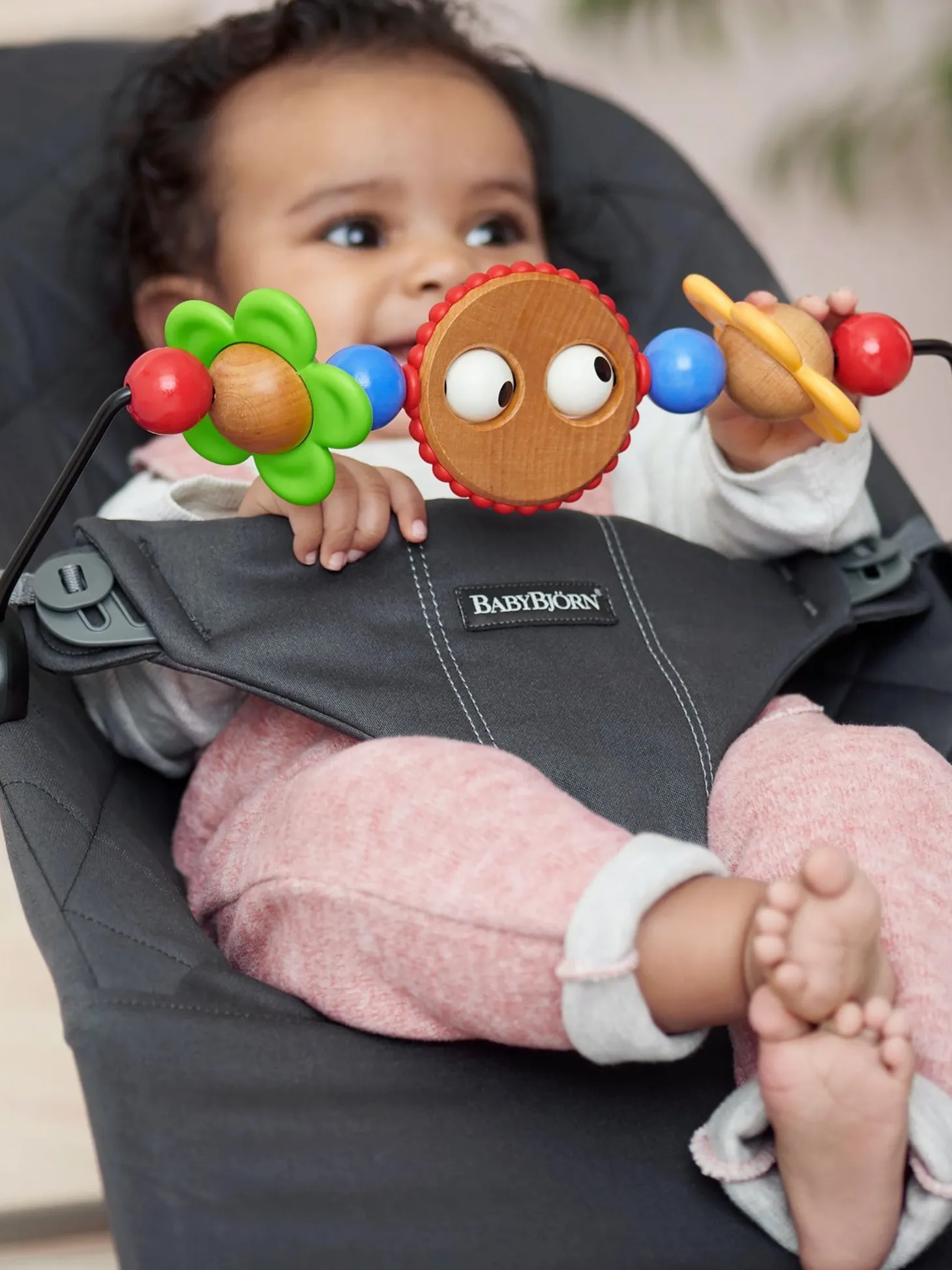 BabyBjörn zabawka do leżaczka BALANCE - Googly Eyes