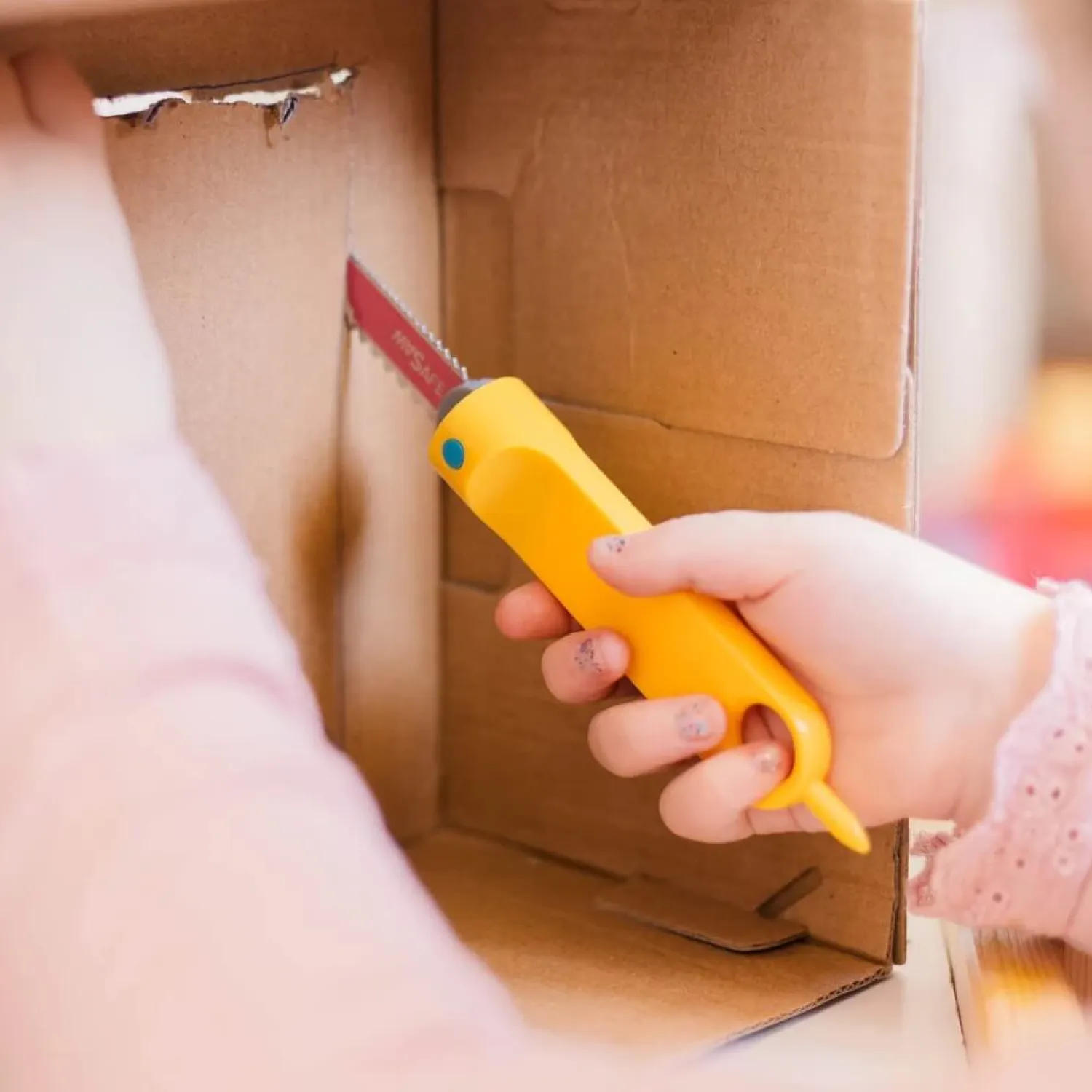6 Lat+|7 Lat+ | Makedo Bezpieczna piła Safe-Saw do cięcia kartonów