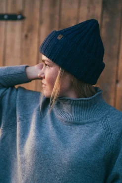 Czapki | Kopyto Czapka w prążek 100% wełny merino Rosomak - jeansowy