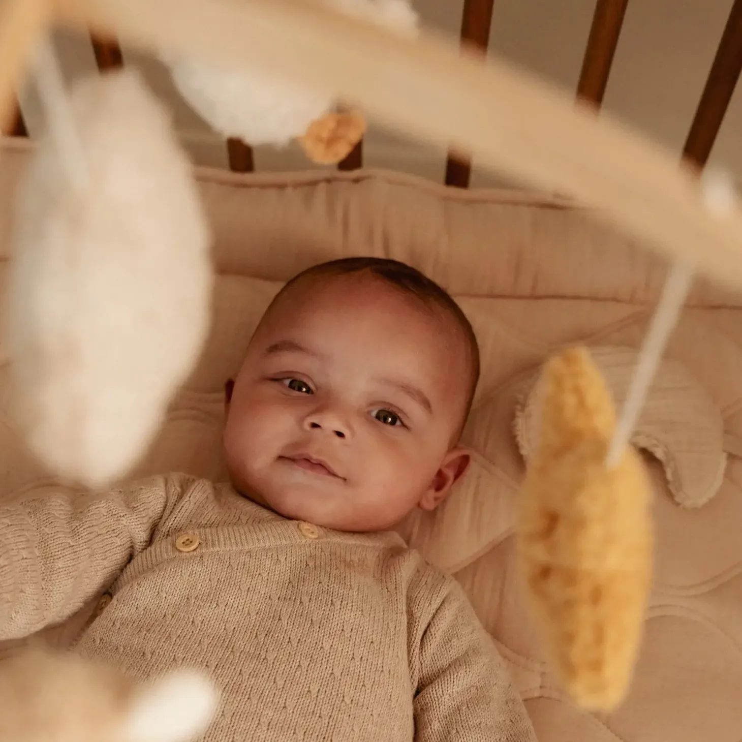 Drewniana karuzela do łóżeczka Newborn Naturals FSC