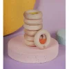 12M+|Sensoryczne | Petit Boum Drewniana zabawka sensoryczna Donut Calm - fioletowy