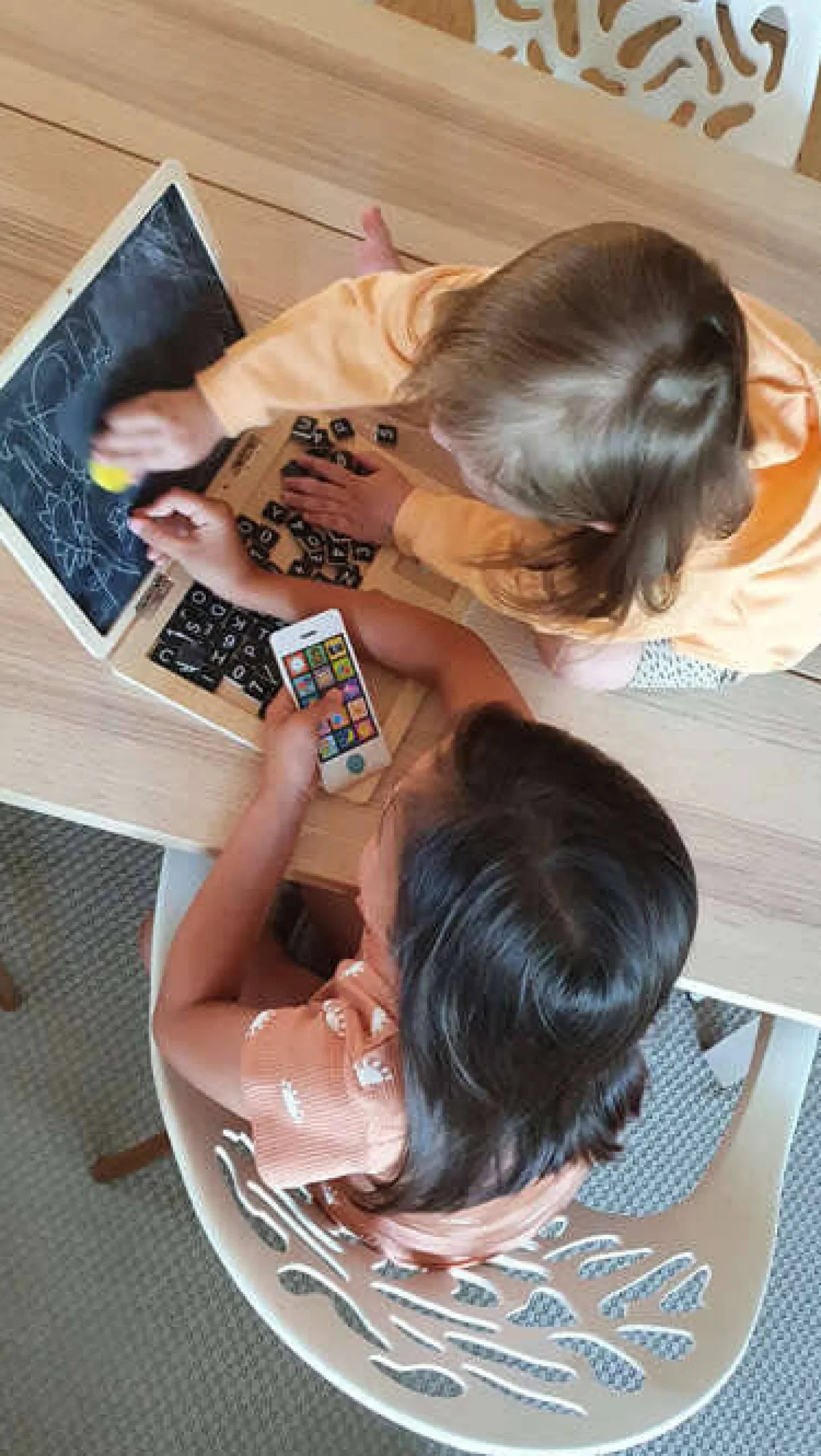 6 Lat+|7 Lat+ | Small Foot Drewniany laptop z tablicą magnetyczną