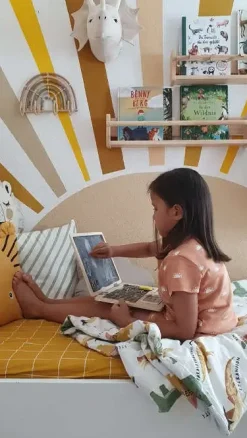 6 Lat+|7 Lat+ | Small Foot Drewniany laptop z tablicą magnetyczną