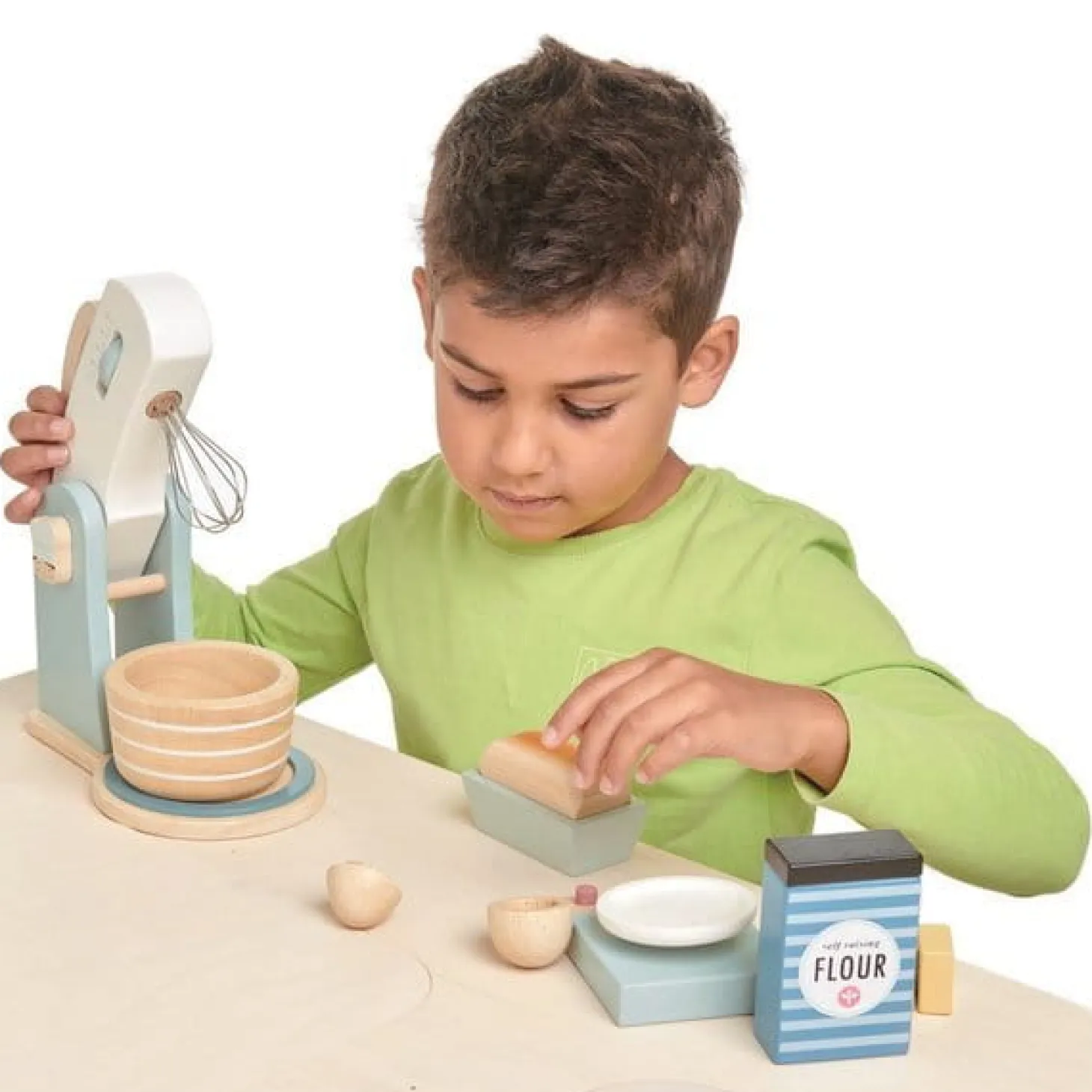 Drewniany mikser z zestawem do pieczenia, Mini Chef