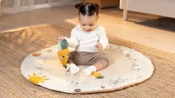 Maty Edukacyjne|Maty Edukacyjne | Tiny Love Gimnastyka, mata edukacyjna z drewnianym stojakiem Garden of Adventure