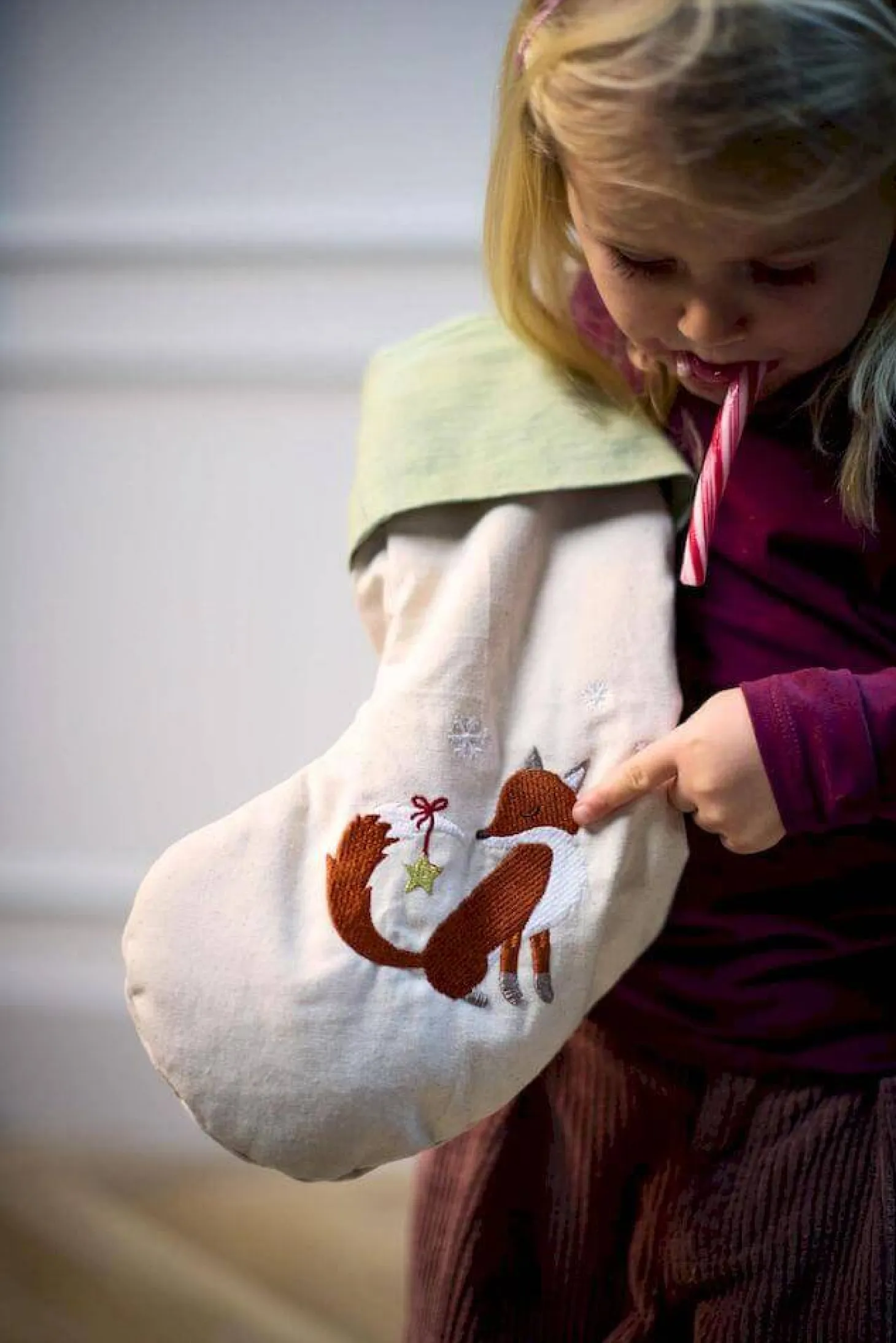 Haftowana Skarpeta na prezenty - Wonderful Winter Fox