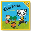 Kicia Kocia gra w piłkę
