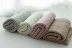 Kocyk ze 100% wełny merino warm beige Lines - premium collection