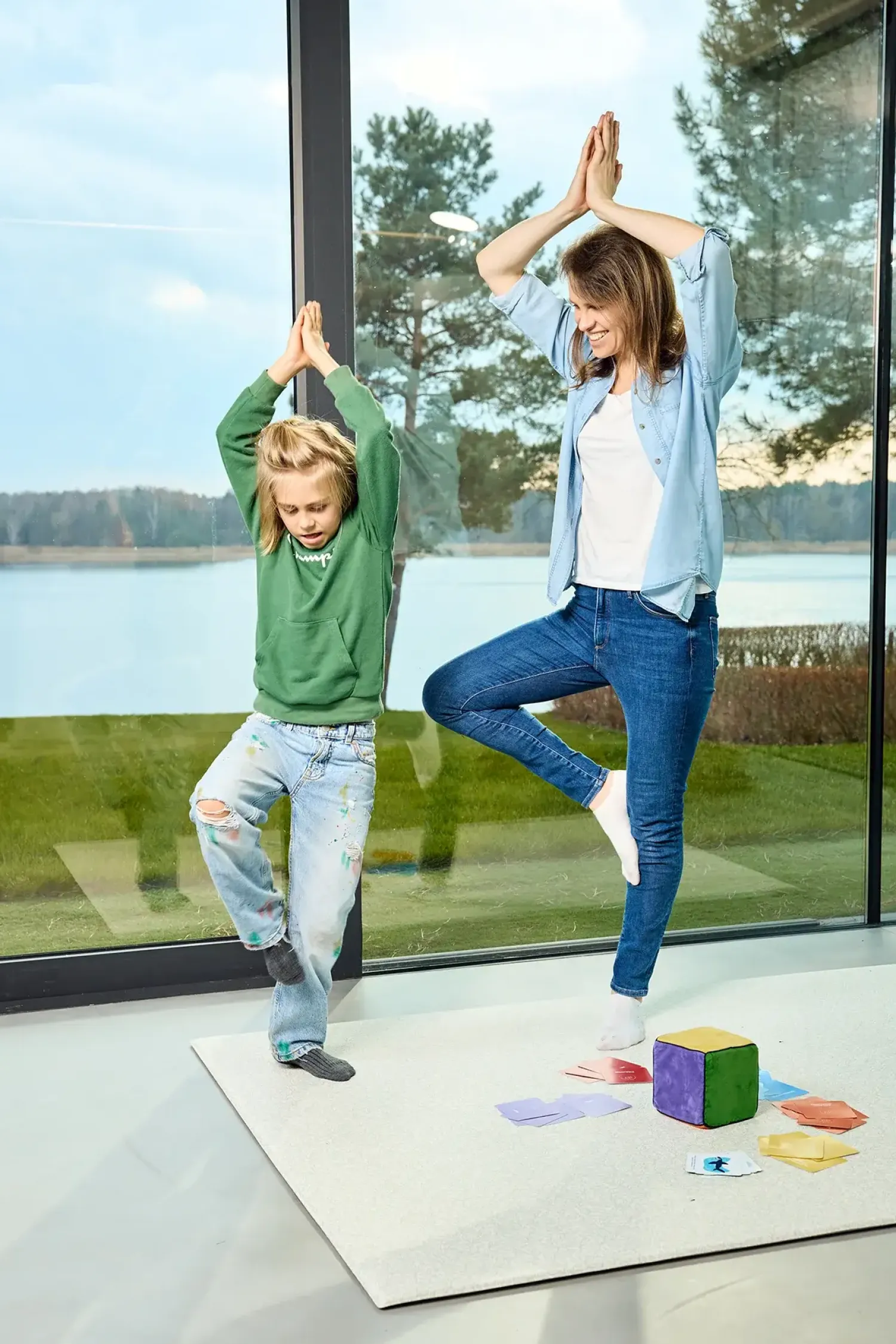 6 Lat+|Aktywizujące | rozwojowa mama Kostka aktywności - mindfulness. Gra + mini e-book 4+