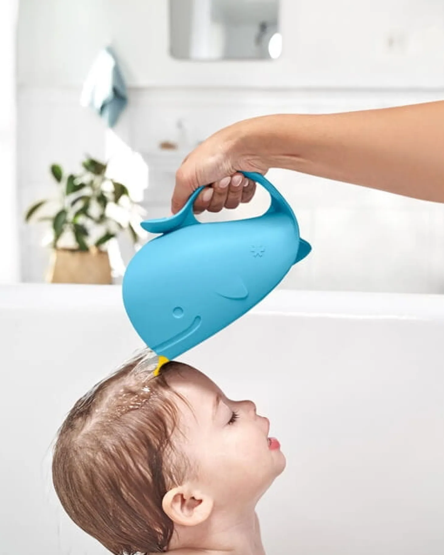 Kubek do mycia włosów wieloryb Moby Blue