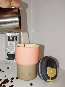 Butelki I Bidony | Asobu Kubek termiczny Coffee Express, 360 ml - pastelowy brzoskwiniowy