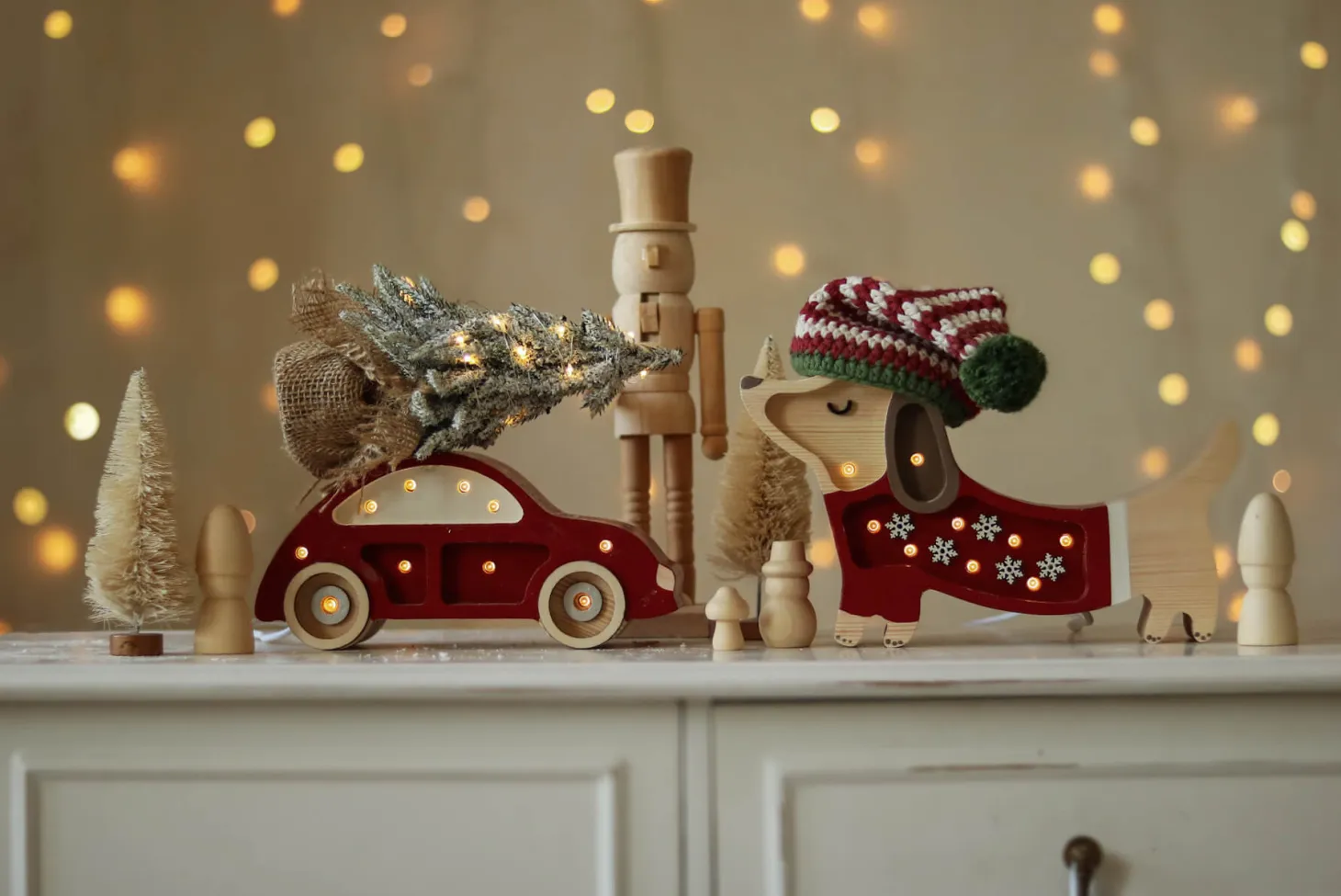 Lampa Little Lights Piesek Mini SANTA HELPER