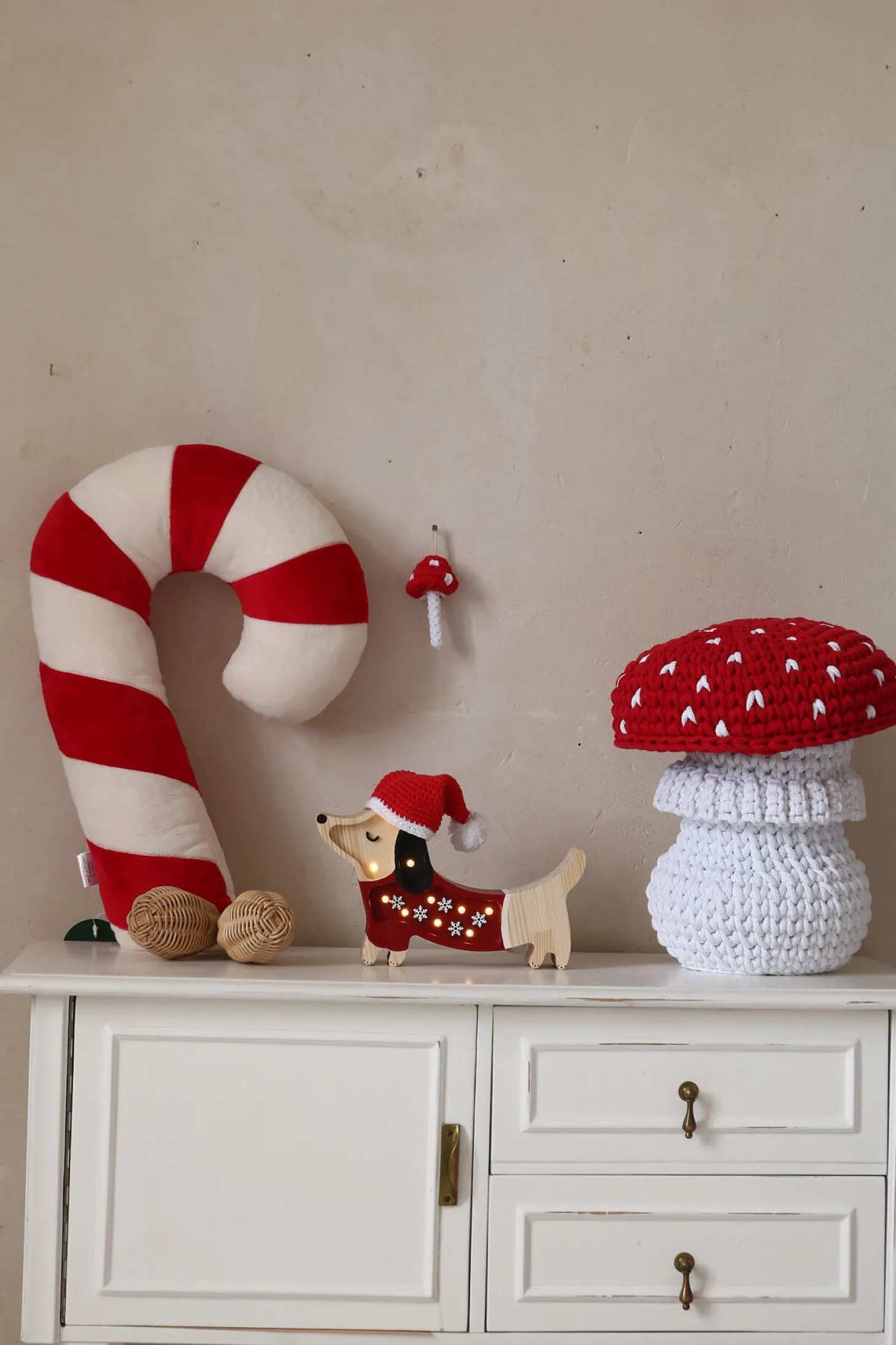 Lampa Little Lights Piesek Mini SANTA HELPER