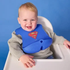 Śliniak z otwartą kieszonką Superman