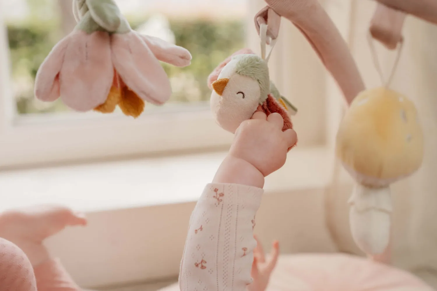 Maty Edukacyjne|Maty Edukacyjne | Little Dutch Mata aktywizująca z pałąkiem Fairy Garden