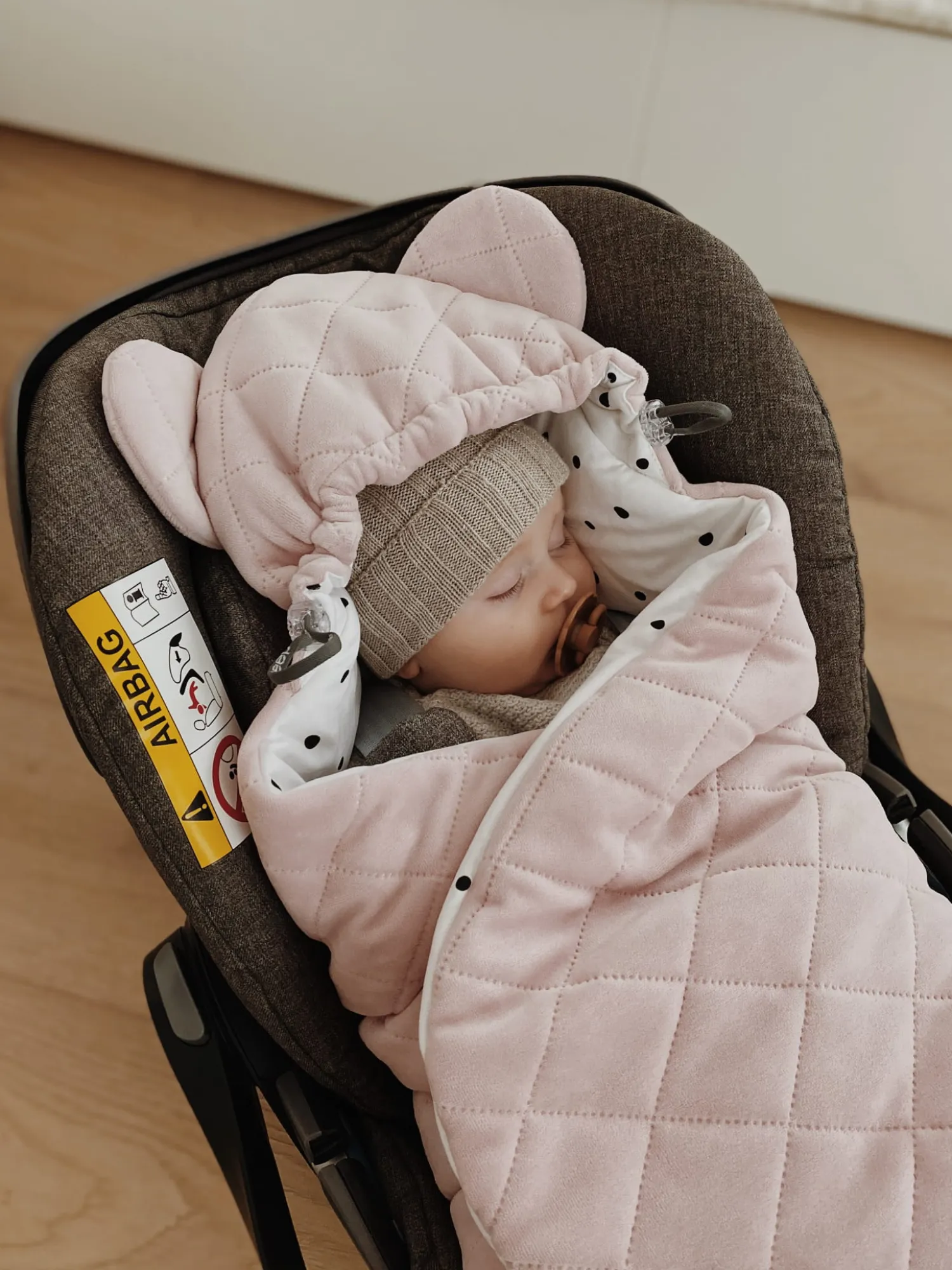 Kocyki|Kocyki I Otulacze Do Fotelika | Sleepee Otulacz, kocyk do fotelika samochodowego Royal Baby Pink