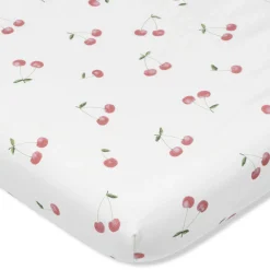 Prześcieradło z gumką do łóżeczka CHERRIES