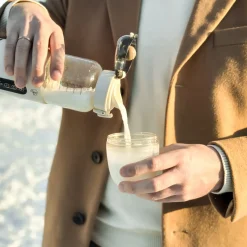 Przenośny podgrzewacz MyBabyBottle do butelek, wody i mleka - White