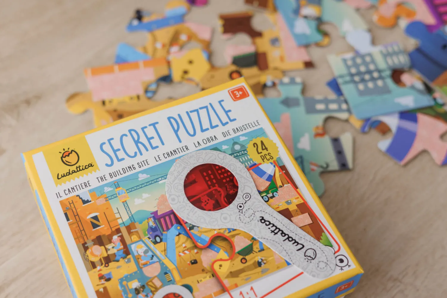 2 Lata +|Puzzle | Ludattica SECRET PUZZLE - puzzle z tajemnicą - PLAC BUDOWY