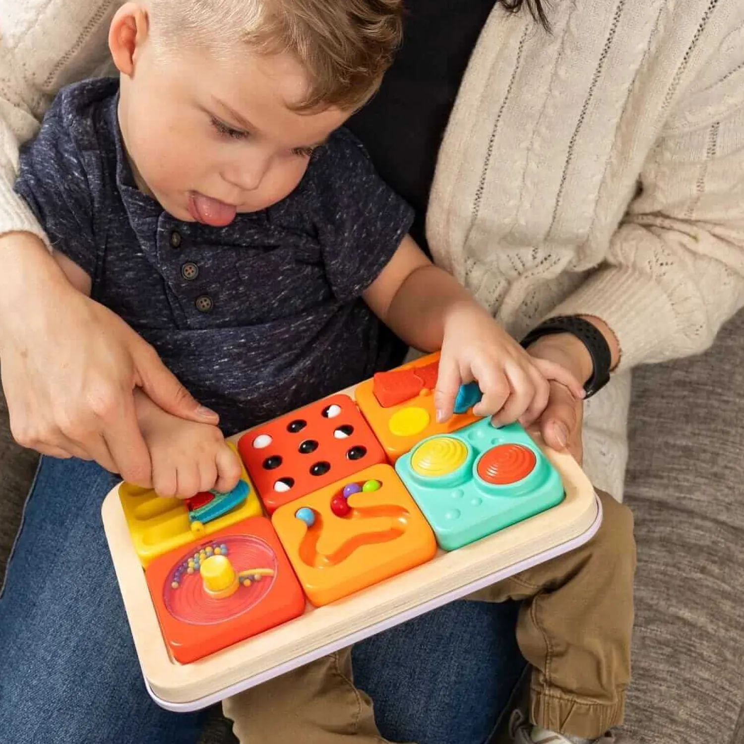 Idealne W Podróży|12M+ | Fat Brain Toys Sensoryczny Kwadrat. PlayTab. Labirynt dla Kulek