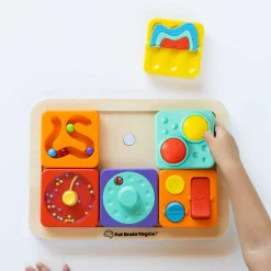 Idealne W Podróży|12M+ | Fat Brain Toys Sensoryczny Kwadrat. PlayTab. Przełączniki
