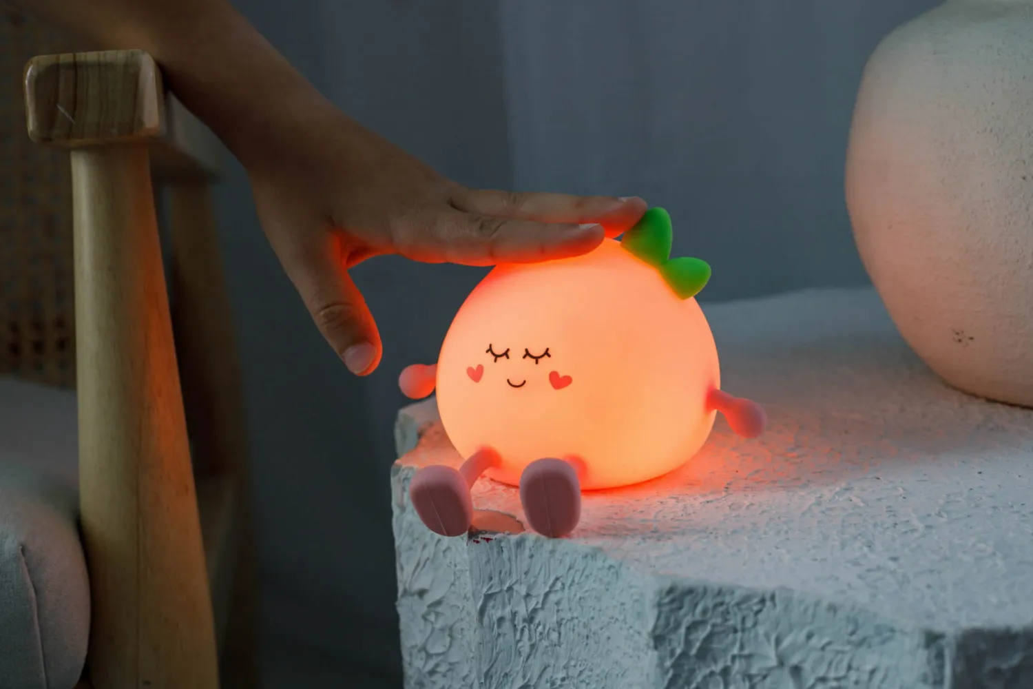 Lampki Nocne|Lampki Nocne | InnoGIO Silikonowa Lampka nocna GIO Peach
