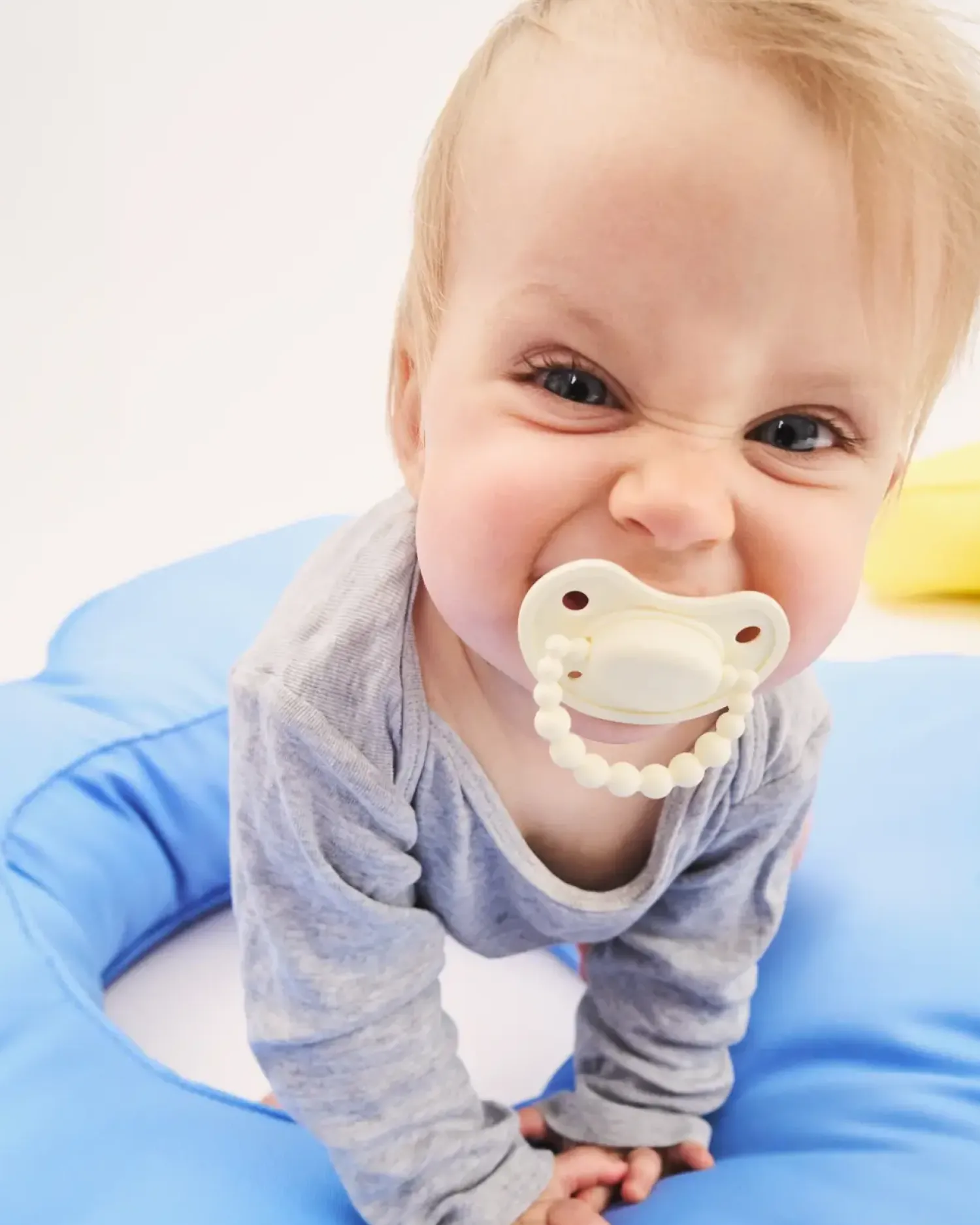 Smoczki|Smoczki | LUU kids Smoczek pozycjonujący - Creamy Lemon