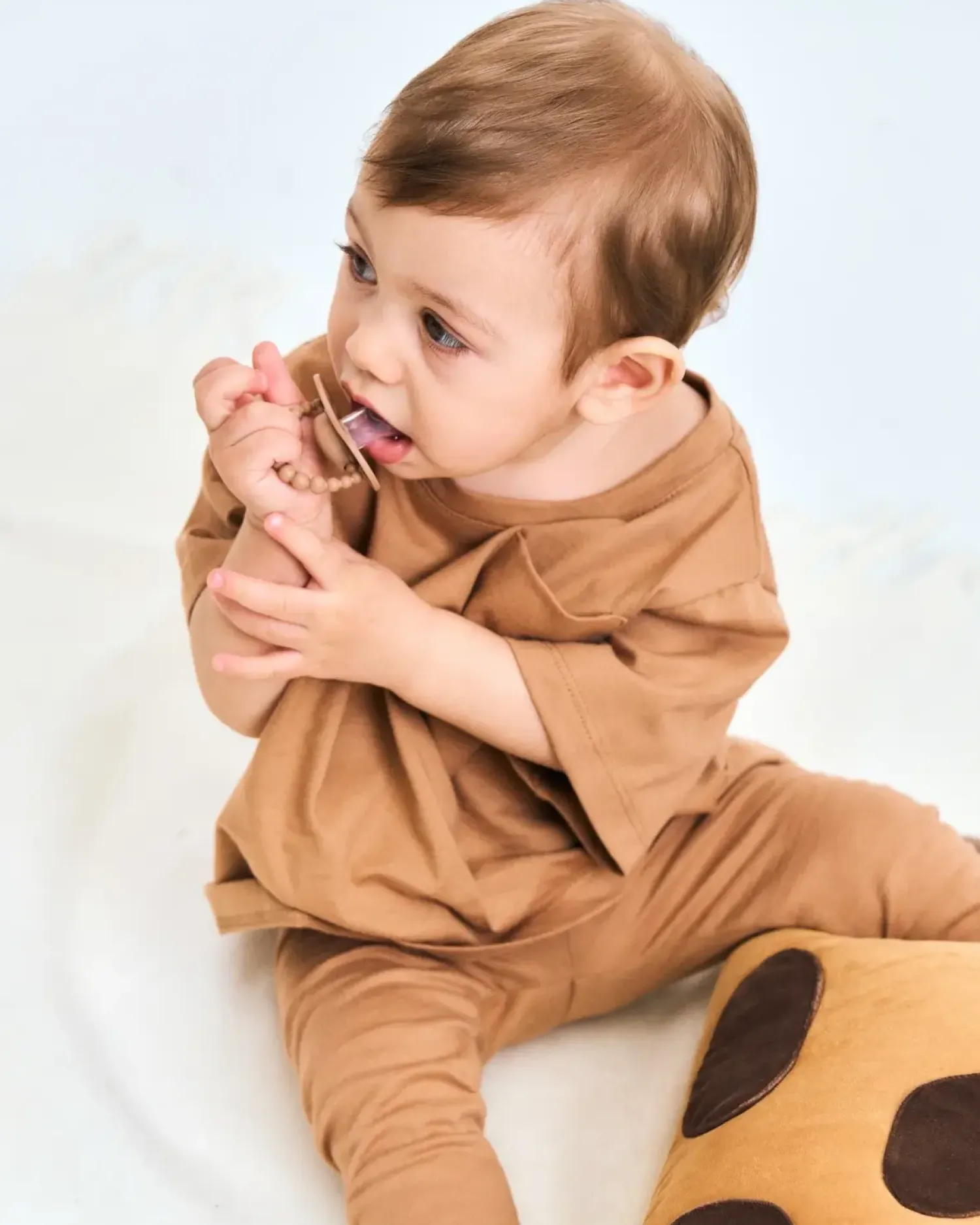 Smoczki|Smoczki | LUU kids Smoczek pozycjonujący - Milk Hazelnut