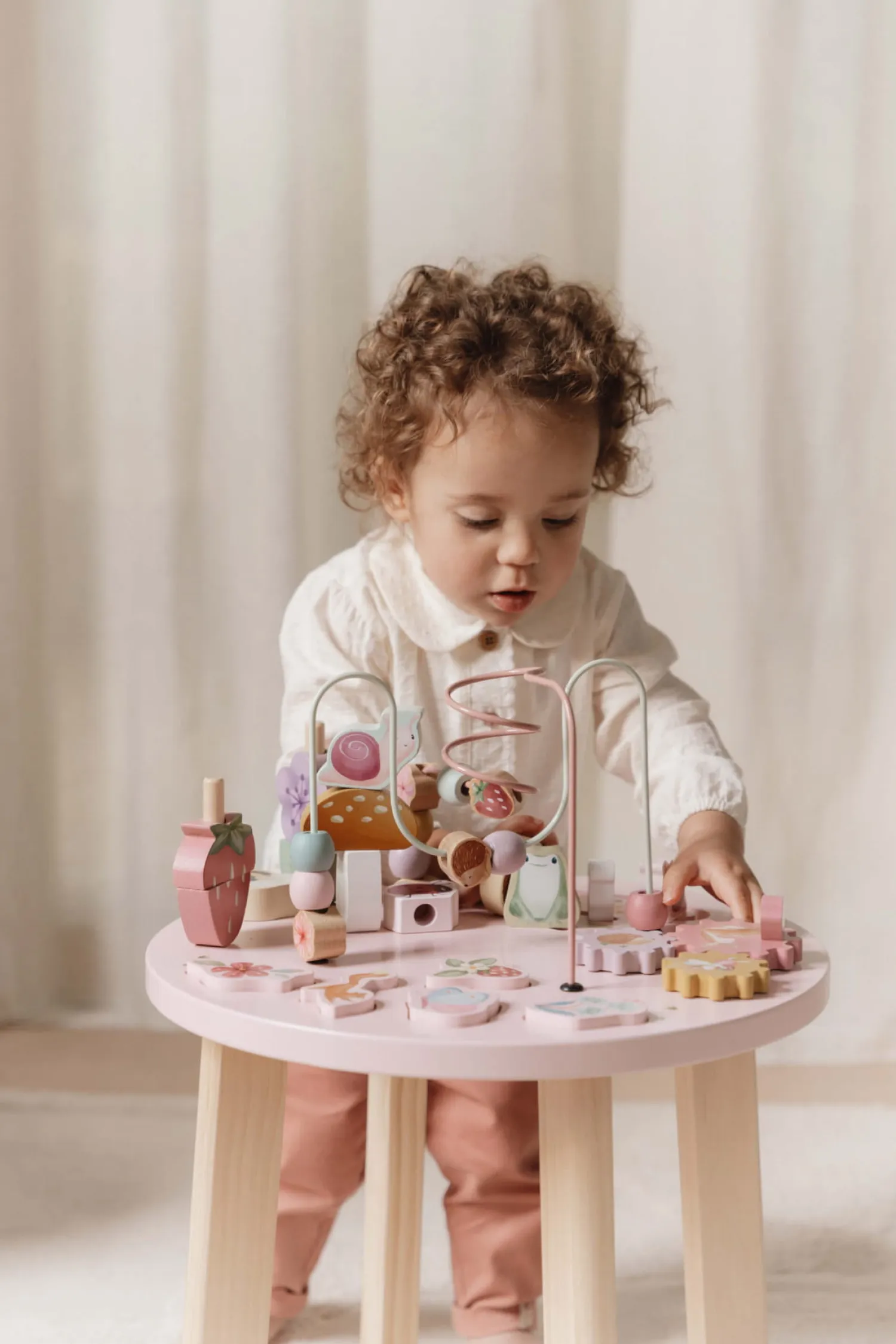 12M+|Aktywizujące | Little Dutch Stolik edukacyjny Fairy Garden FSC