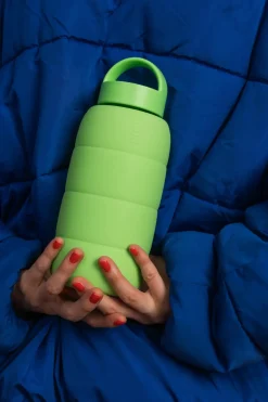 Szklana butelka do monitorowania dziennego nawodnienia Puffer Bottle - LIME