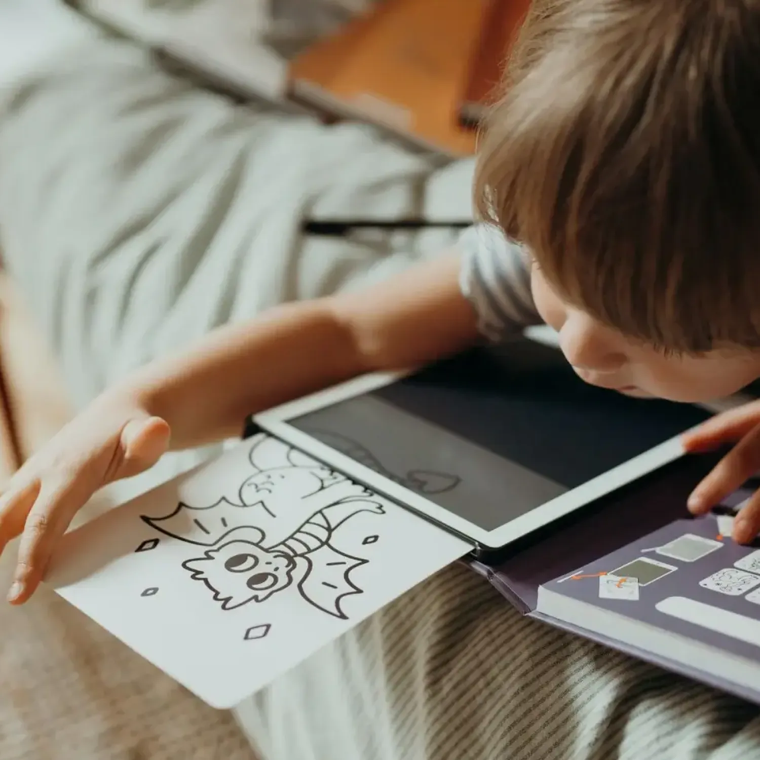 Idealne W Podróży|6 Lat+ | Kidywolf Tablet graficzny z szablonami do rysowania KIDYDRAW-MINI - dawno dawno temu