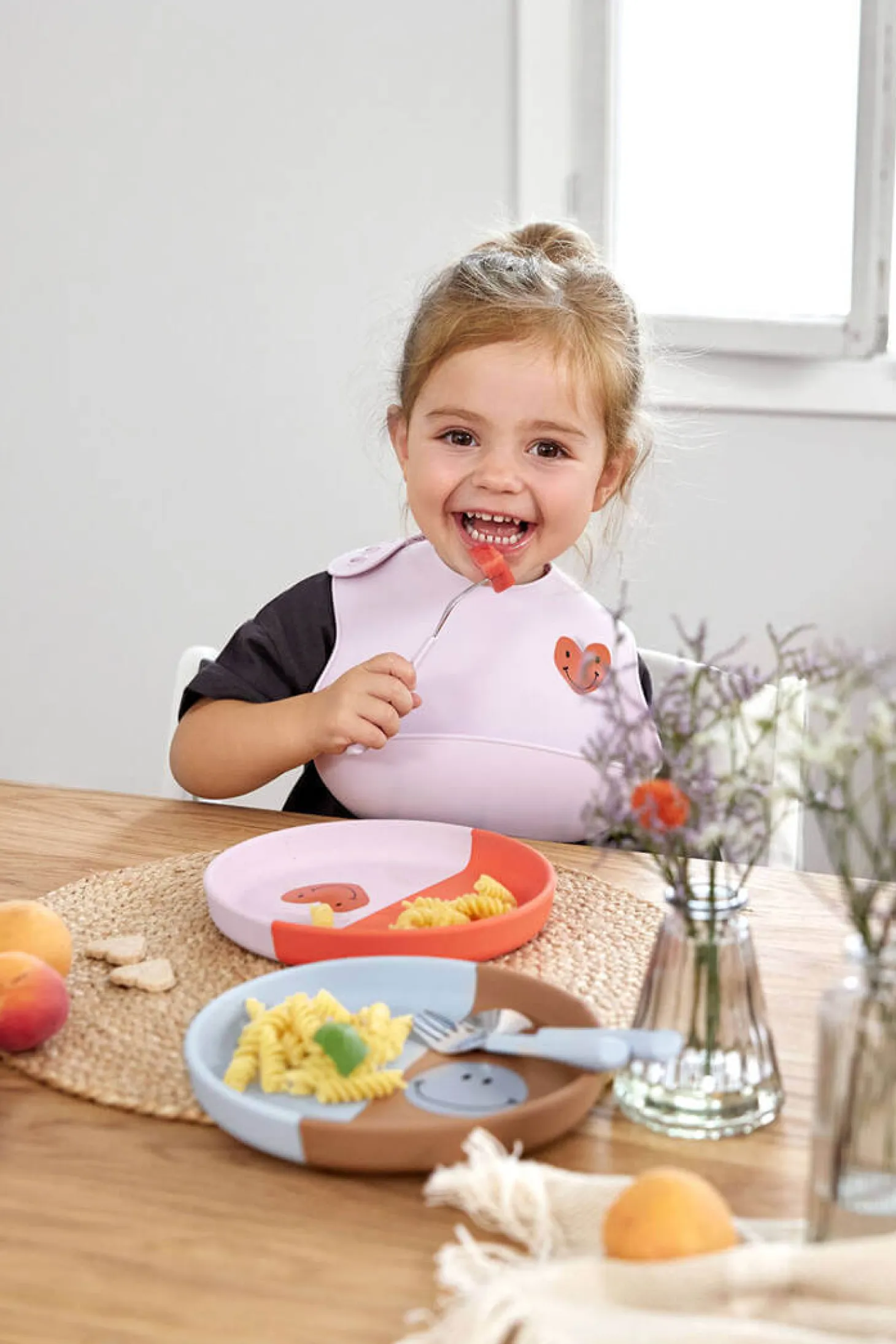 Talerzyk silikonowy dla dzieci Happy Rascals Heart lavender