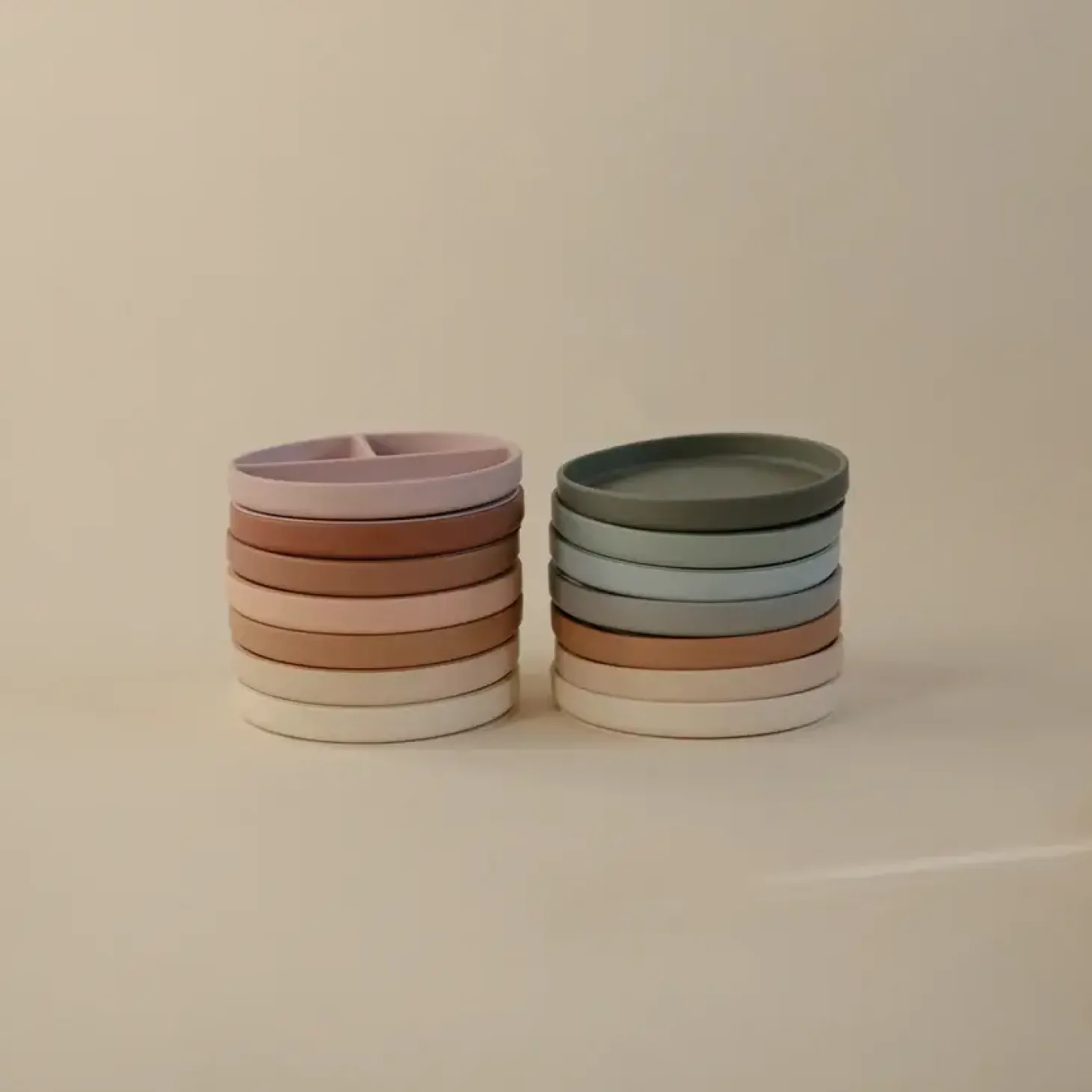 Talerzyk silikonowy z przyssawką - Shifting Sand