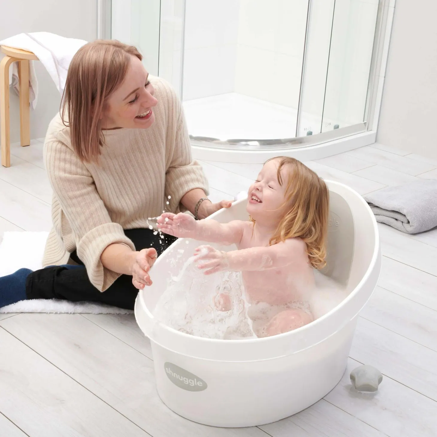 Wanienka Shnuggle Toddler z piankowym oparciem white and grey