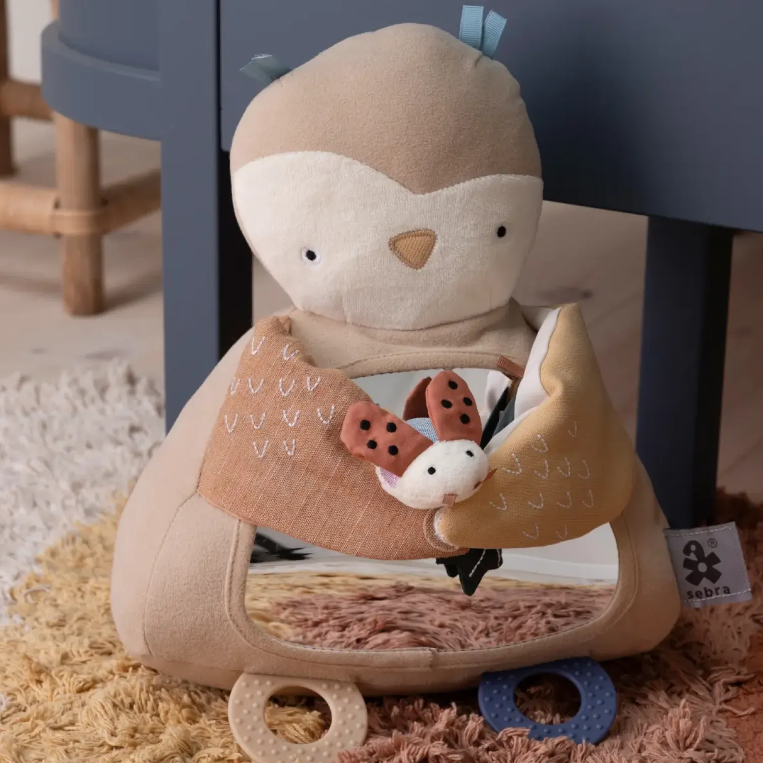 Aktywizujące|Sensoryczne | Sebra Zabawka aktywizująca z lusterkiem - Blinky the owl, maple beige