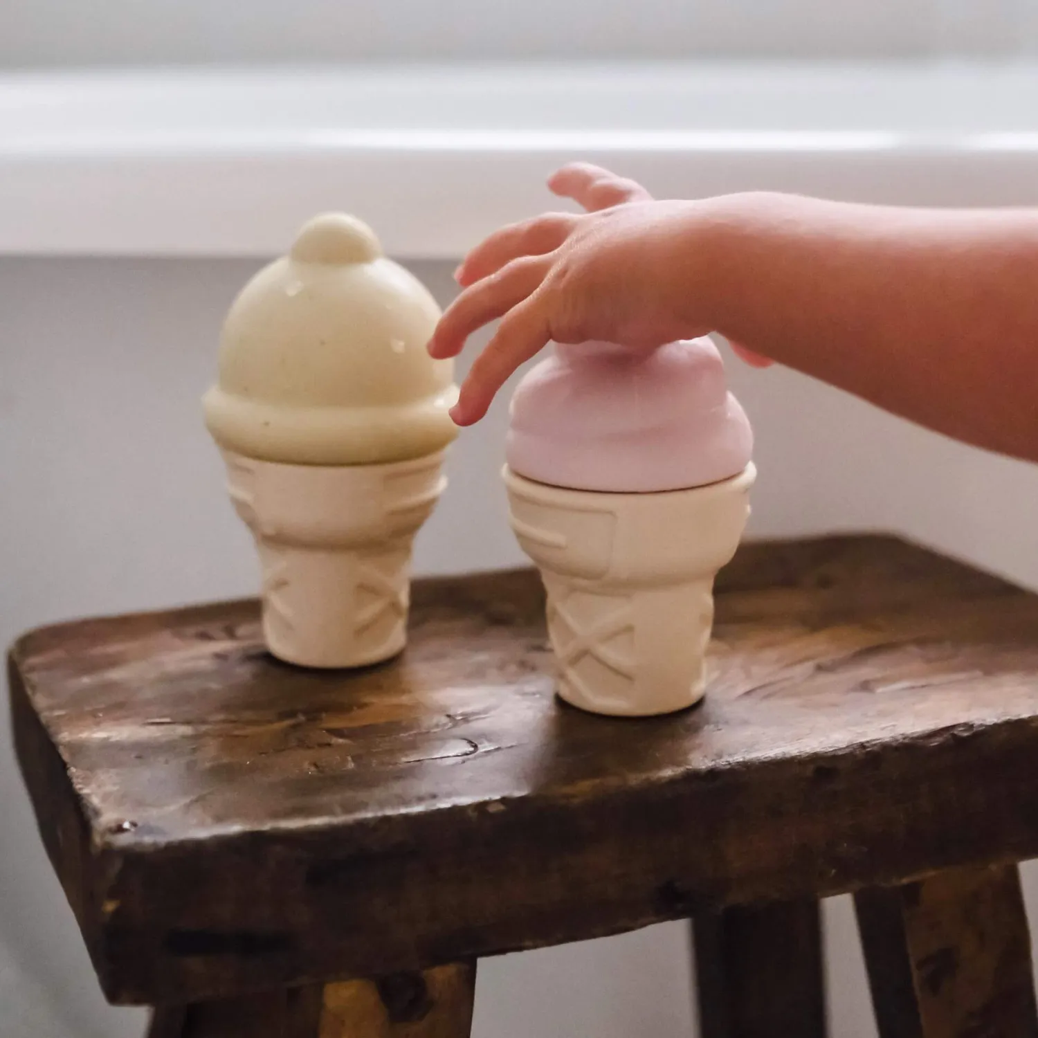 Zabawki Do Kąpieli|12M+ | Sunny Life Zabawki do wody Lody Apple Sorbet Multi