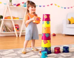 12M+|3 Lata + | B.Toys Zestaw 10 kubełków do piętrowania