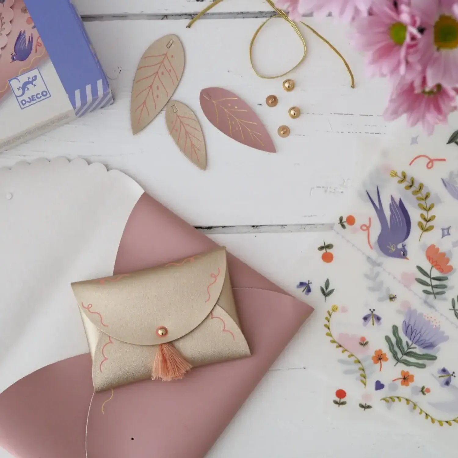 Zestawy Kreatywne|Diy | Djeco Zrób to sam - PORTMONETKI